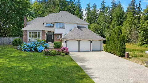 7229 245th Way NE, Redmond, WA 98053