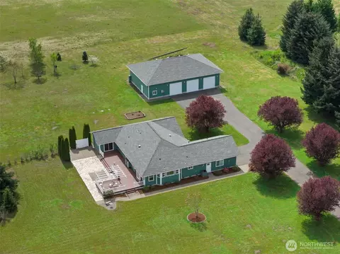 7445 Cate Farm Dr SE, Olympia, WA 98513