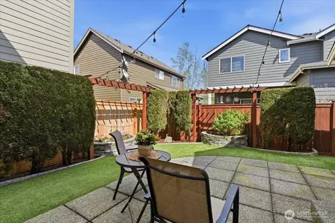 Exterior - 13719 33rd Dr SE, Mill Creek, WA 98012 photo 2 of 6