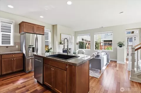 Kitchen - 13719 33rd Dr SE, Mill Creek, WA 98012 photo 2 of 3