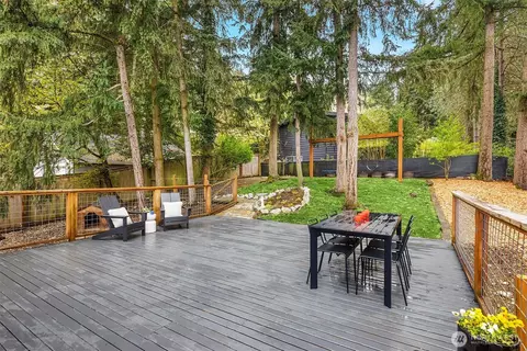 Exterior - 23705 7th Ave W, Bothell, WA 98021 photo 7 of 15