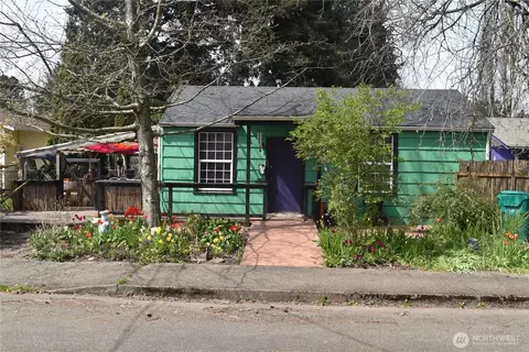 409 Milroy St NW, Olympia, WA 98502