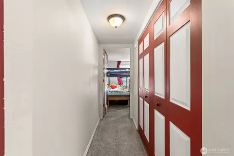 Entry Way - 3306 Romane Rd, Raymond, WA 98577 photo 2 of 3