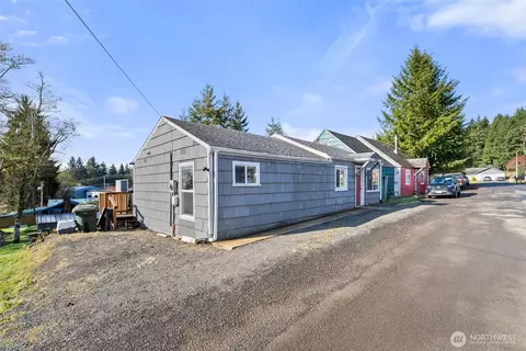Exterior - 3306 Romane Rd, Raymond, WA 98577 photo 6 of 11