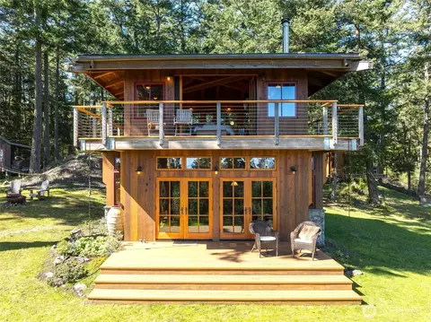 123 S Ridge Rd, Anacortes, WA 98221