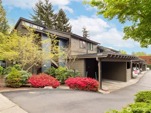 1819 N 107th St #103, Seattle, WA 98133