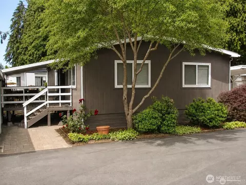 900 29th Ave S #C-8, Auburn, WA 98002