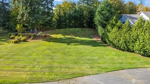 13724 96th Ave E, Puyallup, WA 98373