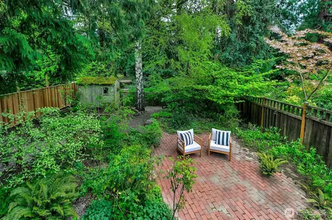 2046 26th Ave E, Seattle, WA 98112 photo 16