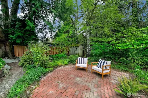 2046 26th Ave E, Seattle, WA 98112 photo 17