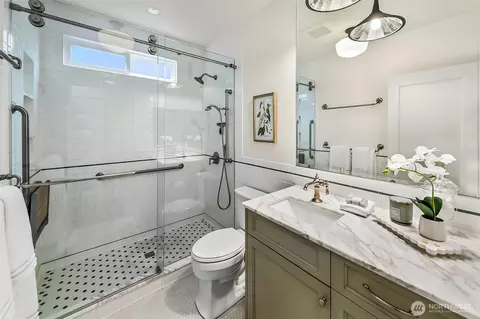 2046 26th Ave E, Seattle, WA 98112 photo 20