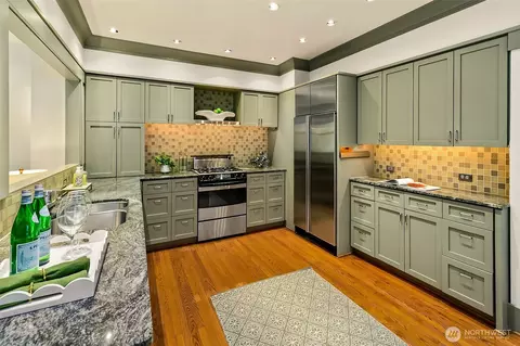 2046 26th Ave E, Seattle, WA 98112 photo 10