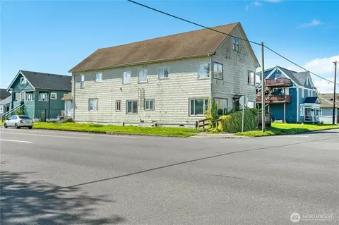 906 W Market St, Aberdeen, WA 98520