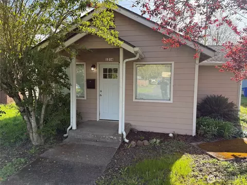 1216 N 1st Ave, Kelso, WA 98626