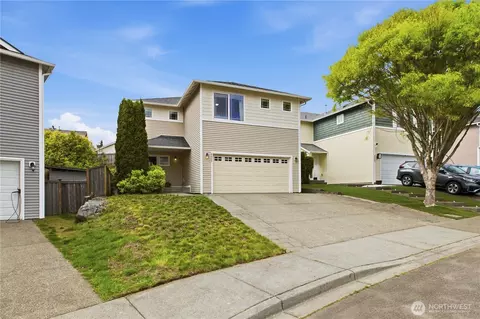 9929 195th Ave E, Bonney Lake, WA 98391