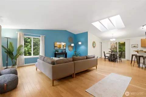 24382 Catamount Ln NW, Poulsbo, WA 98370