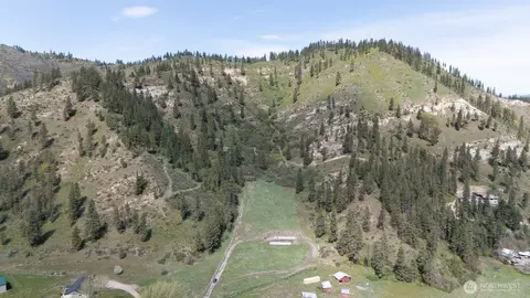 67 Karl Downs Ln, Cashmere, WA 98815