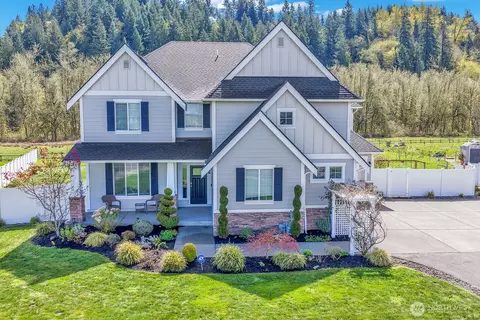 19017 Voight Meadows Rd E, Orting, WA 98360