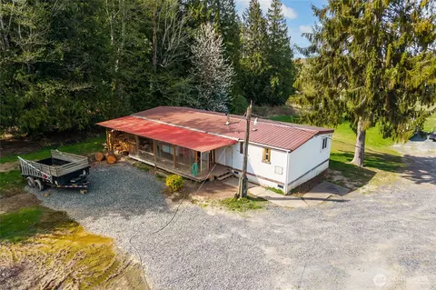 3753 Bay Rd, Ferndale, WA 98248