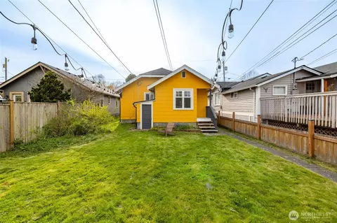 Exterior - 2317 Fulton St, Everett, WA 98201 photo 6 of 7