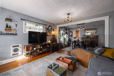 Living - 2317 Fulton St, Everett, WA 98201 photo 1 of 4