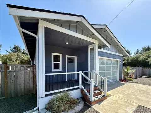 200 Ocean Shores Blvd NW, Ocean Shores, WA 98569
