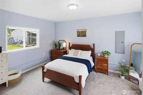 Bedroom - 1916 Wilson Ave, Enumclaw, WA 98022 photo 4 of 5