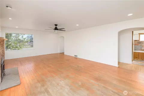 Living - 405 W Spruce St, Sequim, WA 98382 photo 3 of 3