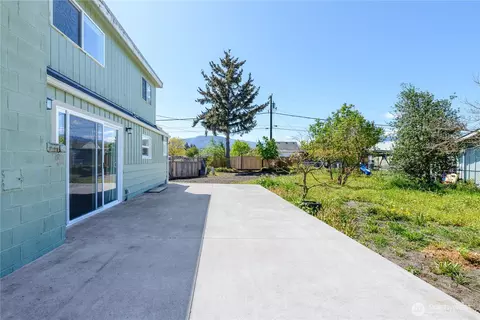 Exterior - 405 W Spruce St, Sequim, WA 98382 photo 2 of 5