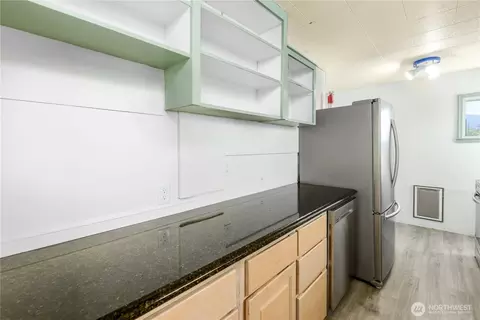Kitchen - 405 W Spruce St, Sequim, WA 98382 photo 3 of 4