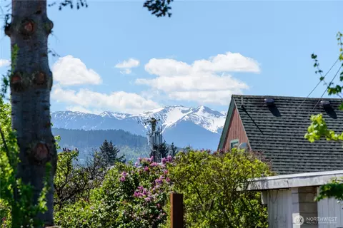 Exterior - 405 W Spruce St, Sequim, WA 98382 photo 5 of 5
