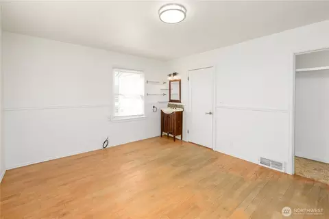 Bedroom - 405 W Spruce St, Sequim, WA 98382 photo 1 of 11