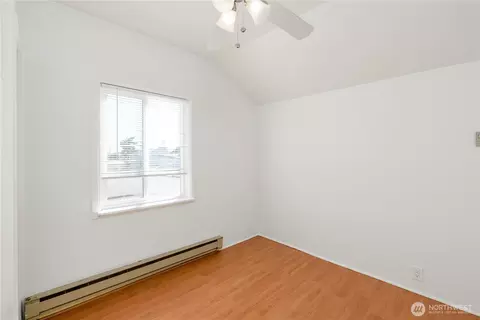 Bedroom - 405 W Spruce St, Sequim, WA 98382 photo 4 of 11