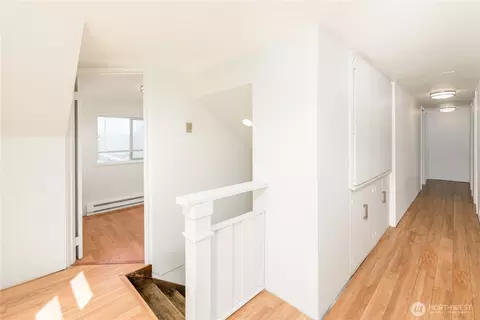 Entry Way - 405 W Spruce St, Sequim, WA 98382 photo 1 of 1