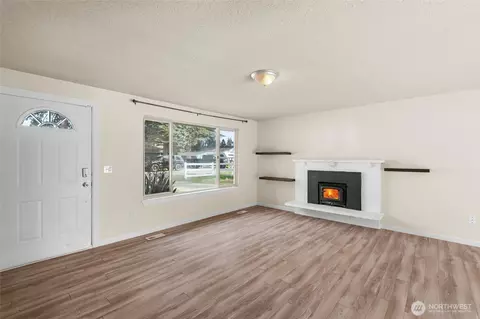 Living - 16812 17th Ave E, Spanaway, WA 98387 photo 2 of 6