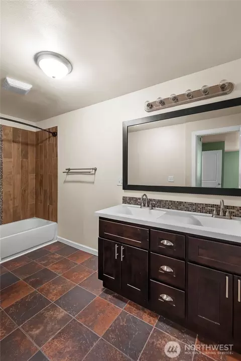 Bath - 16812 17th Ave E, Spanaway, WA 98387 photo 1 of 4