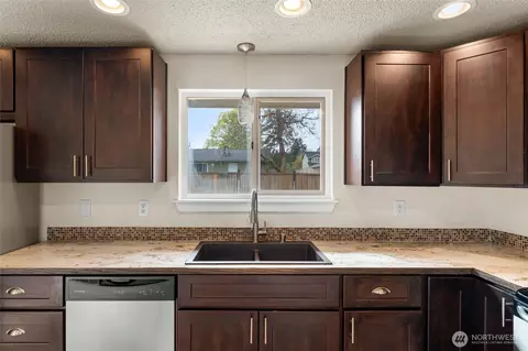 Kitchen - 16812 17th Ave E, Spanaway, WA 98387 photo 2 of 2