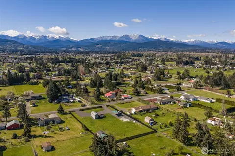 82 Williamson Rd, Sequim, WA 98382 photo 4