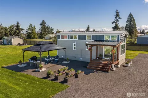 82 Williamson Rd, Sequim, WA 98382