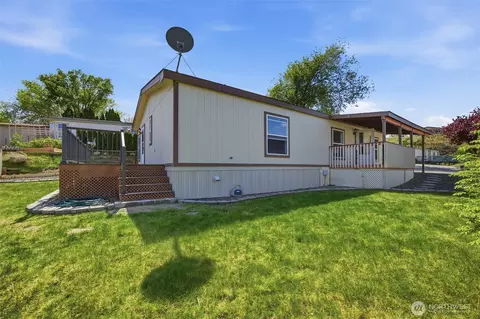 49 Ridgecliff Dr, Richland, WA 99352