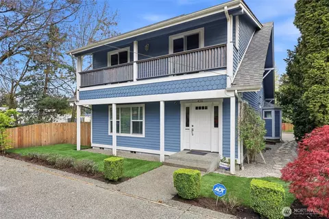 426 Sawyer St SE, Olympia, WA 98501