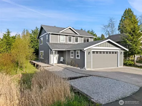 4593 Hall Rd, Blaine, WA 98230