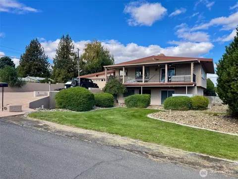840 Braeburn Pl NW, Soap Lake, WA 98851