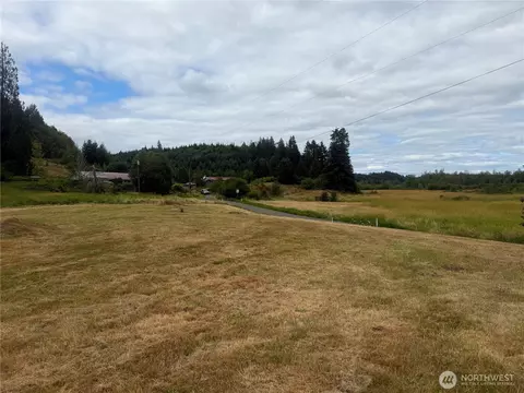 102 Seroshek Ln, Centralia, WA 98531