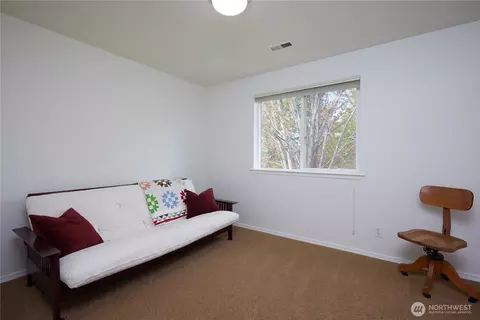 Bedroom - 2315 Hawk Dr, Walla Walla, WA 99362 photo 5 of 8