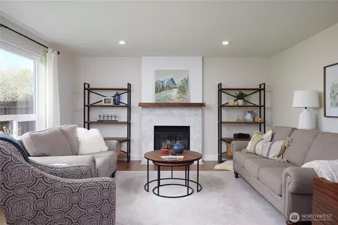 Living - 2315 Hawk Dr, Walla Walla, WA 99362 photo 2 of 3