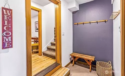 Entry Way - 16319 Alpine Dr E, Enumclaw, WA 98022 photo 1 of 2