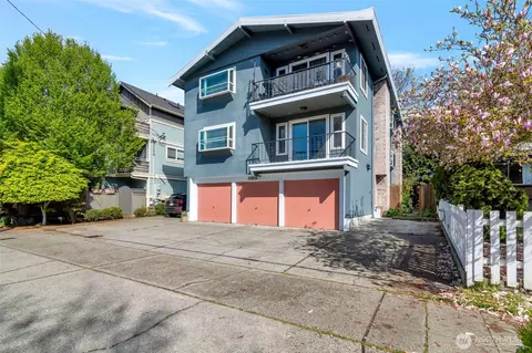 1722 NW 58th St #3, Seattle, WA 98107