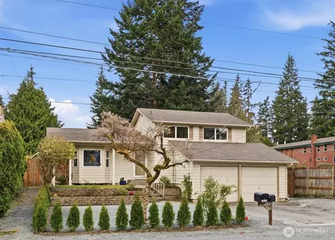 15733 Interlake Ave N, Shoreline, WA 98133
