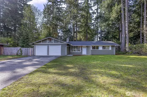 3340 SE Cedar Ct, Port Orchard, WA 98366